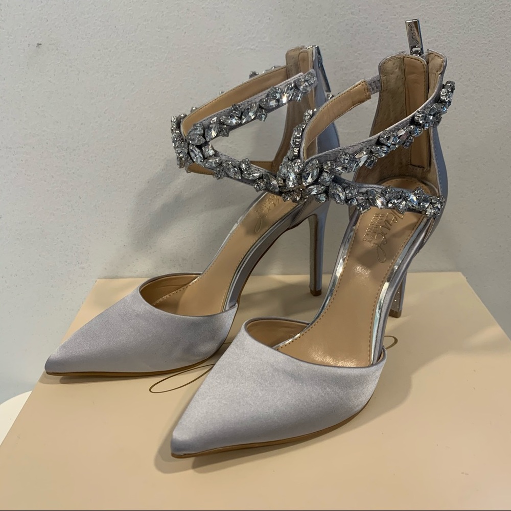 Brand NEW Jewel Badgley Mischka Heels